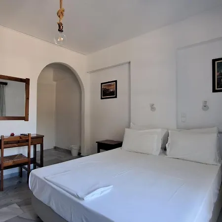 Bizas & Πανσιόν