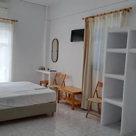 Bizas & Πανσιόν